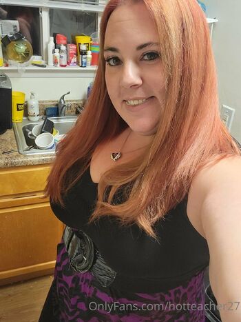Full leaked Hotteacher private photo