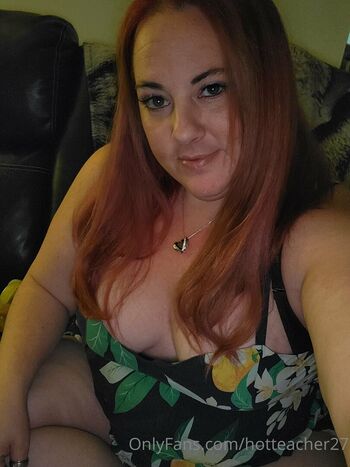 Full leaked Hotteacher private photo