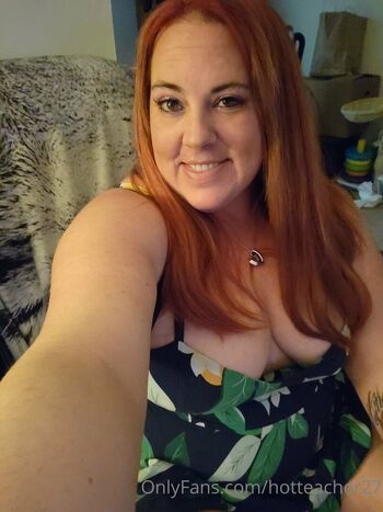 Full leaked Hotteacher private photo