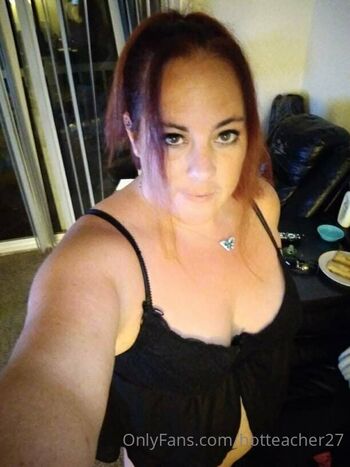 Full leaked Hotteacher private photo