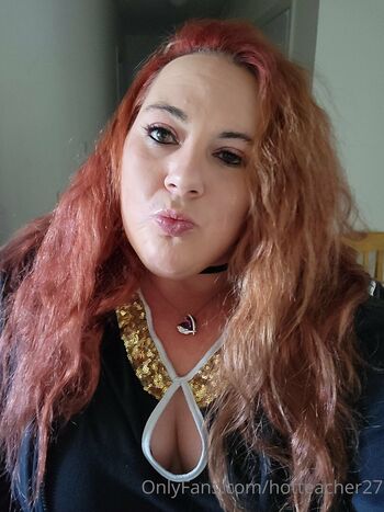 Full leaked Hotteacher private photo