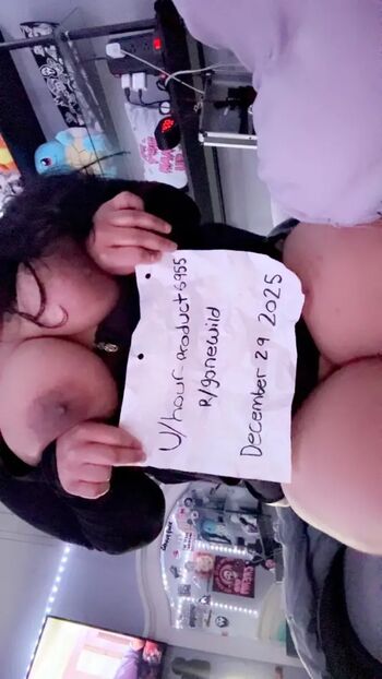 Full leaked Hour product private onlyfans photo