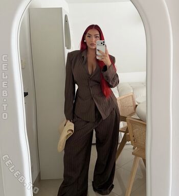 Full leaked Hrvaaticaa private onlyfans photo