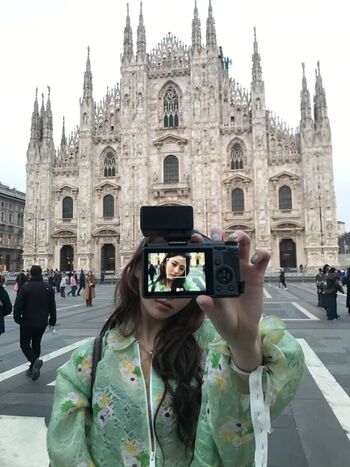 Full leaked Huh yunjin  page private onlyfans photo