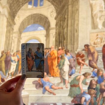 Huh Yunjin 허윤진