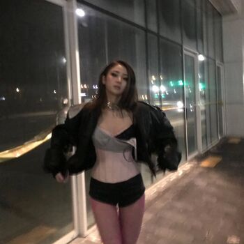 Huh Yunjin 허윤진