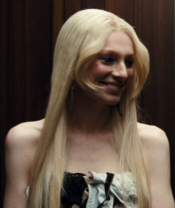 Full leaked Hunter schafer page private photo