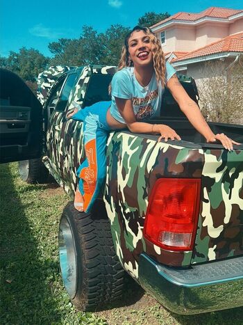 Full leaked Hustle goddess private photo