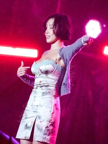 Full leaked Hwasa page private onlyfans photo