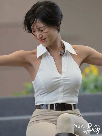 Full leaked Hwasa private photo