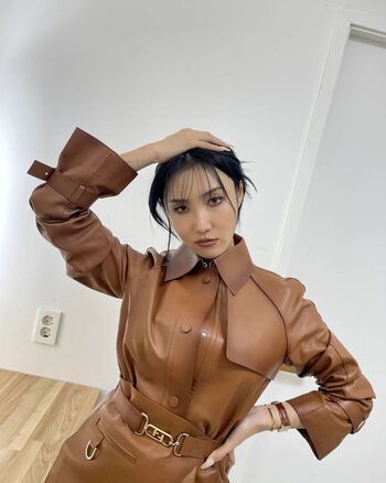 Full leaked Hwasa private photo