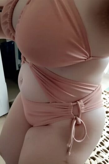 Full leaked Hylovt private photo