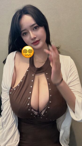 Full leaked Hyo private photo