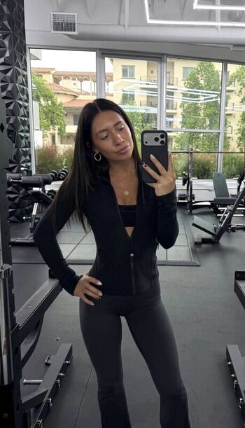 Full leaked Iambaylee private photo
