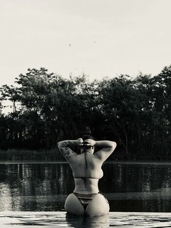 Full leaked Iamchihuchakbo page private photo