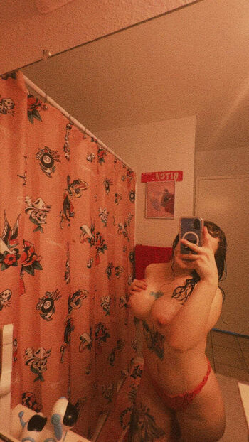 Full leaked Iampixxie private photo