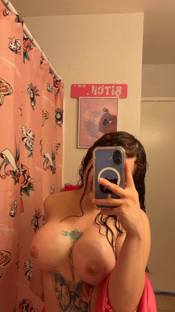 Full leaked Iampixxie private photo