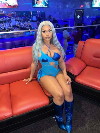 Full leaked Iamskylarmarie page private onlyfans photo