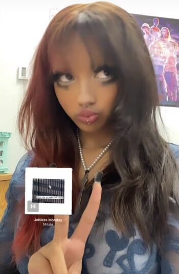 Full leaked Ickysisterr private photo