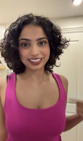 Full leaked Iconicakes page private onlyfans photo