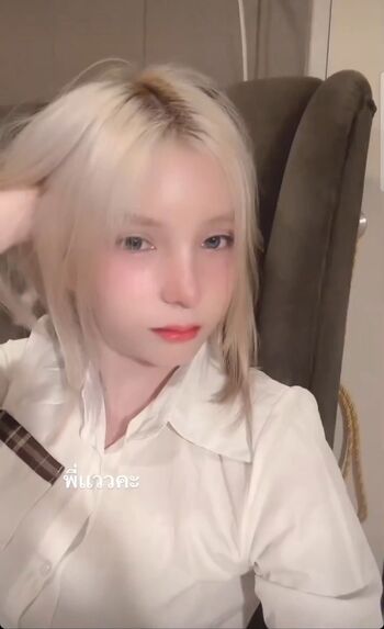 Full leaked Id poccyy private onlyfans photo