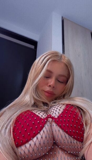 Full leaked Idanielavilla private photo
