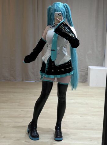 Full leaked Iimgraves private onlyfans photo