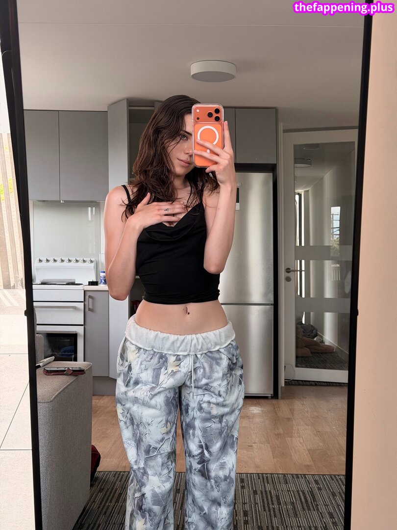 Marie Demers / iits.marie / marie.demers Çıplak OnlyFans Fotoğrafı #2