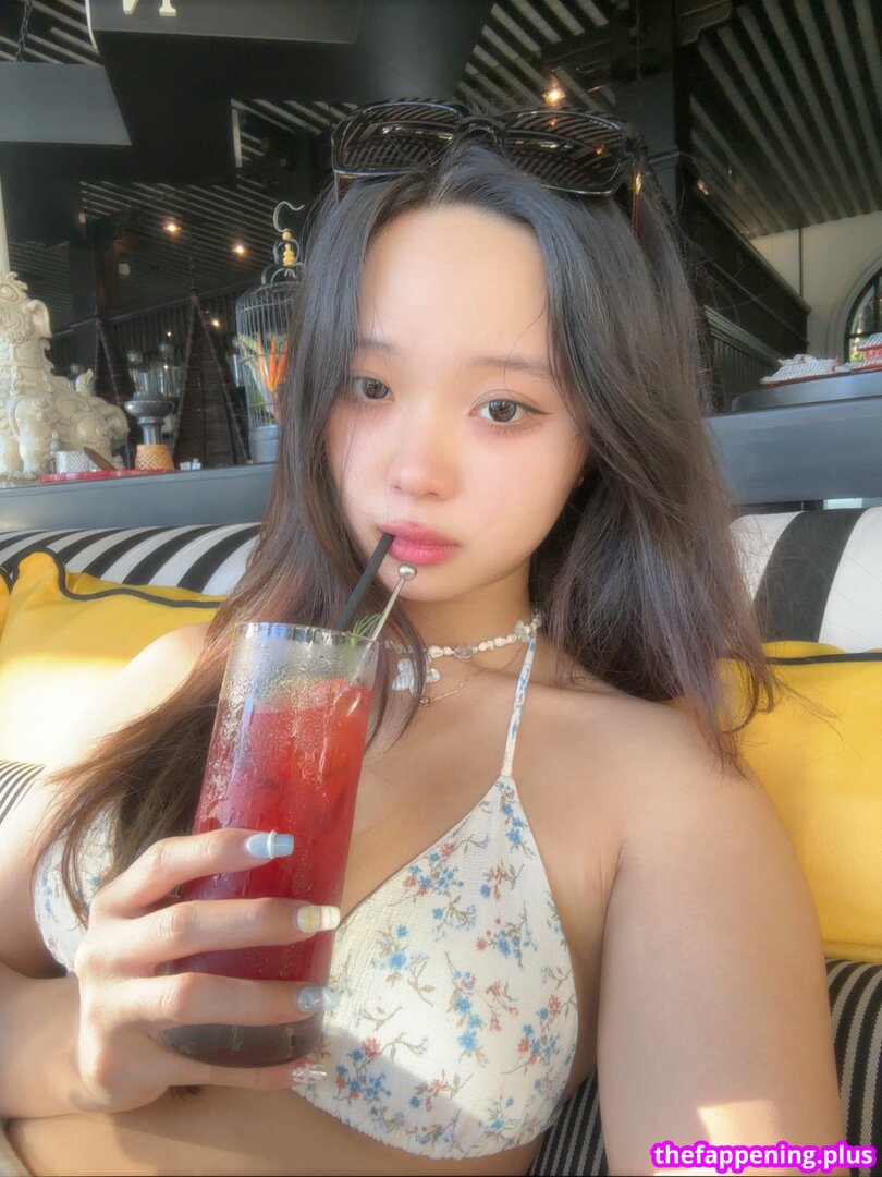 baby ivy / bbybunnyivy / iivypatootie / iivytrxn / patootiepeaches Fotografie OnlyFans Dezbrăcată #12