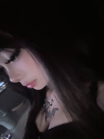 Full leaked Iknowusoweli private photo