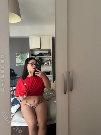 Full leaked Ilaais private photo
