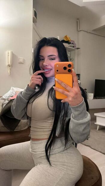 Full leaked Ilayda erkan private onlyfans photo