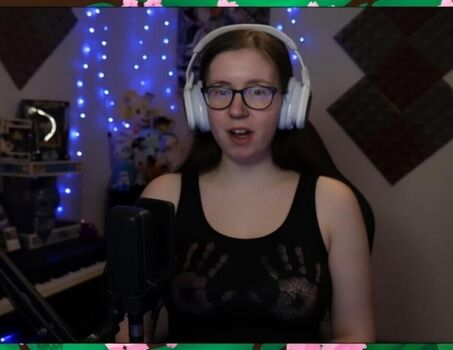 Full leaked Ilexemily private onlyfans photo