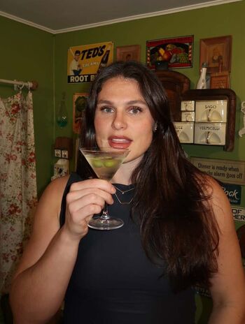 Full leaked Ilona maher page private onlyfans photo