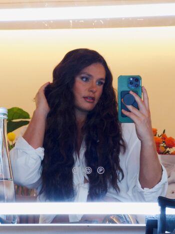 Full leaked Ilona maher private photo