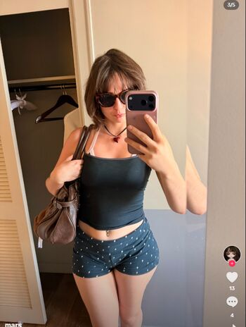 Full leaked Iloveeskyrim private photo