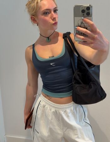 Full leaked Ilovehercrookedteeth private photo