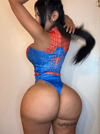 Full leaked Iluvcinnie private photo