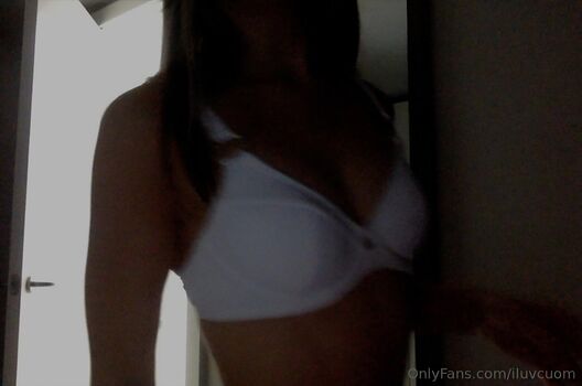 Full leaked Iluvcuom private onlyfans photo