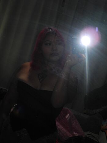Full leaked Iluvfatitties private photo