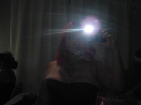 Full leaked Iluvfatitties private photo