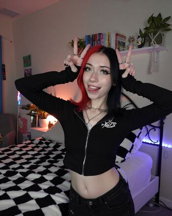 Full leaked Iluvmeww page private onlyfans photo