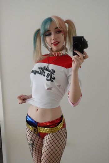 Full leaked Iluvmeww page private onlyfans photo