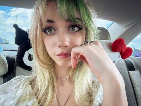 Full leaked Iluvmeww private photo