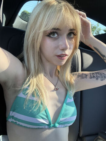 Full leaked Iluvmeww private photo