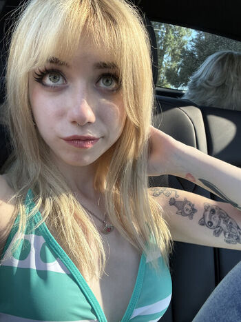 Full leaked Iluvmeww private photo