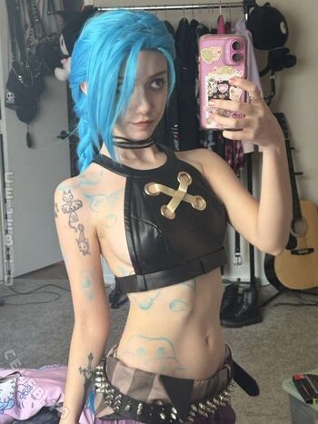 Full leaked Iluvmeww page private photo