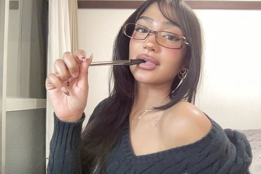 Full leaked Imanimalikaa page private photo