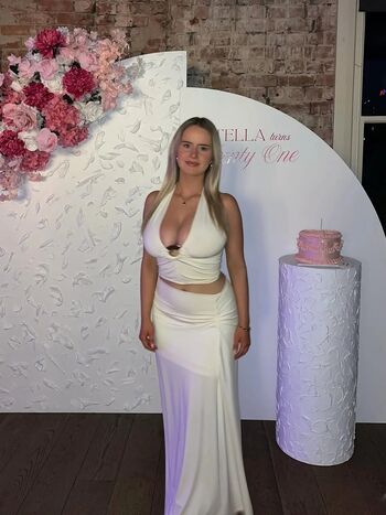 Full leaked Imogen gully private onlyfans photo