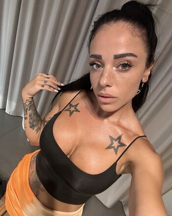 Full leaked Imviolet private photo